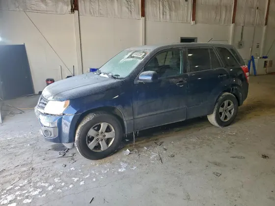 2013 Suzuki Grand Vitara Premium