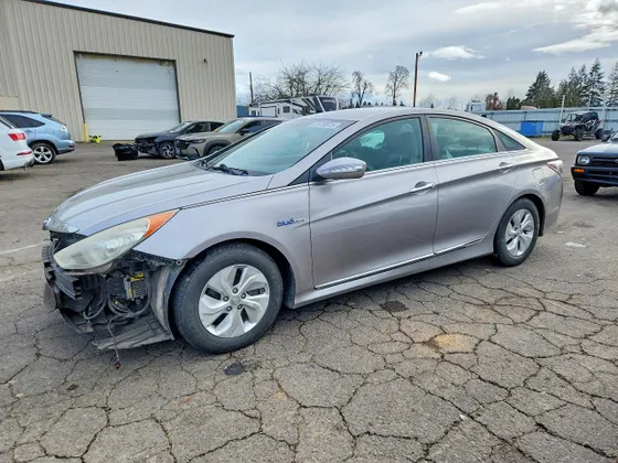 2013 Hyundai Sonata Hybrid Limited