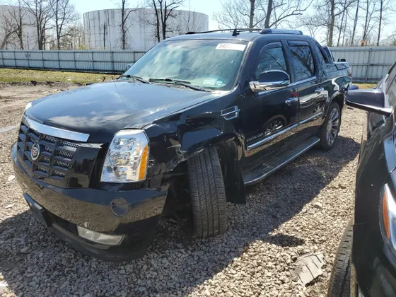 2011 Cadillac Escalade EXT Luxury