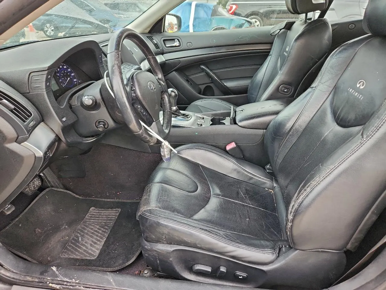 2014 INFINITI Q60 Convertible