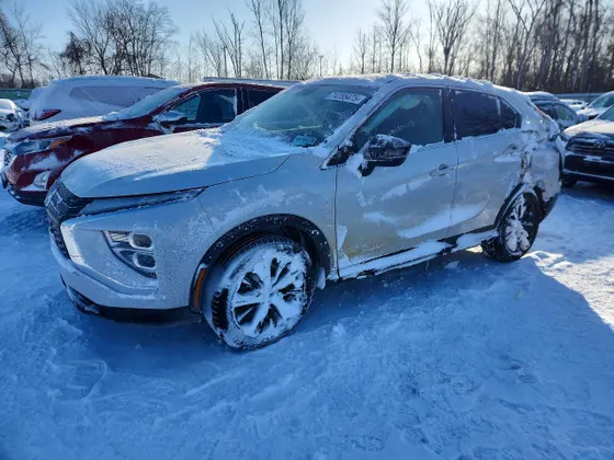 2023 Mitsubishi Eclipse Cross LE