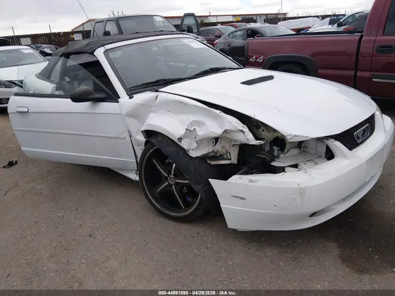 1999 Ford Mustang