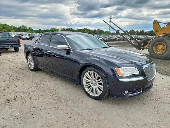 2013 Chrysler 300 300C John Varvatos Limited Edition