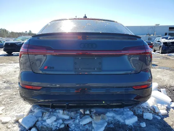 2024 Audi Q8 e-tron Sportback S line Prestige