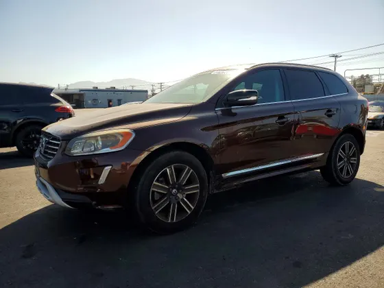 2017 Volvo XC60 Dynamic