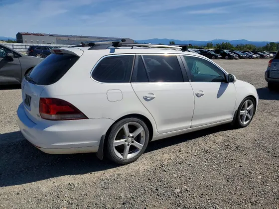 2011 Volkswagen Jetta SportWagen TDI
