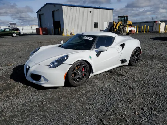 2017 Alfa Romeo 4C
