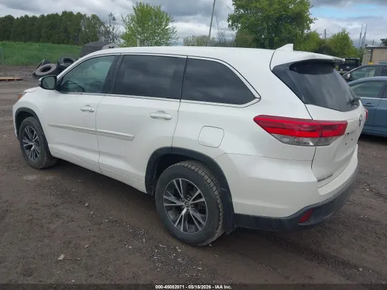 2017 Toyota Highlander LE