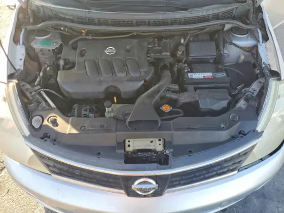 2008 Nissan Versa 1.8 S