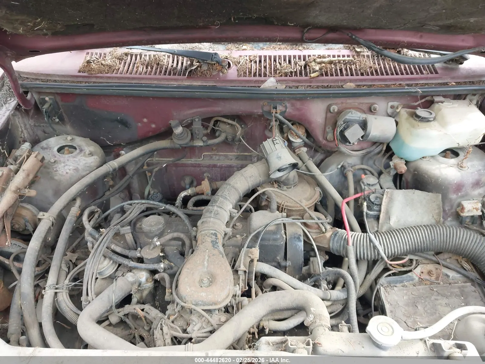 1986 Plymouth Voyager LE