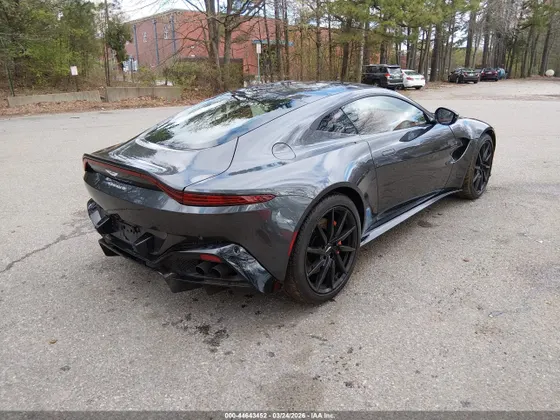 2020 Aston Martin Vantage