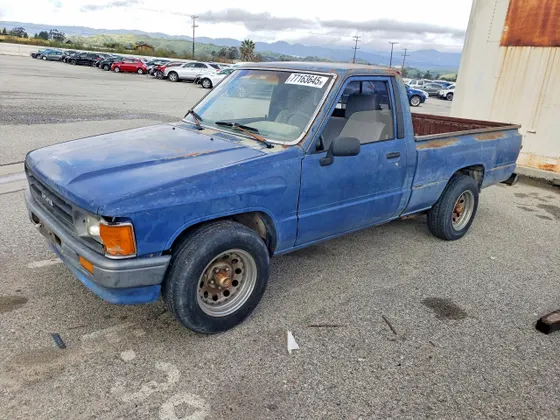 1987 Toyota Std Bed Trucks PICKUP