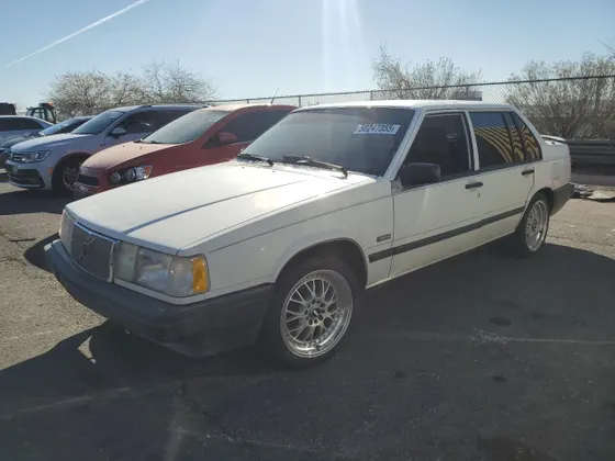 1992 Volvo 900 GLS