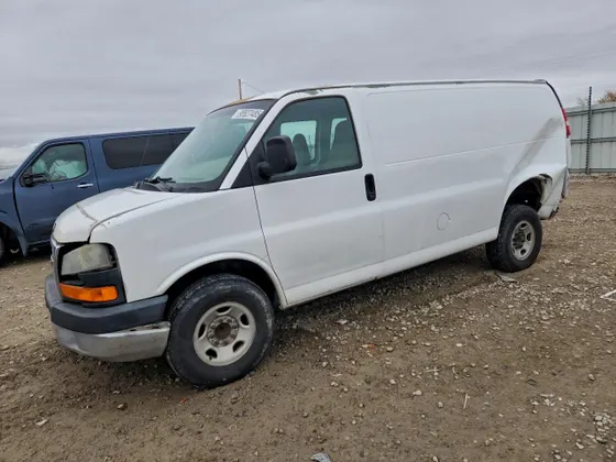 2008 GMC SAVANA G2500