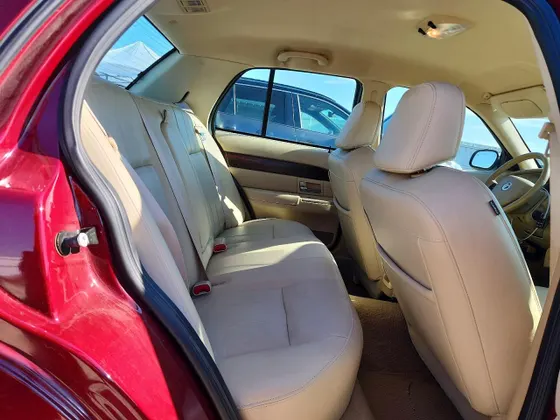 2009 Mercury Grand Marquis LS