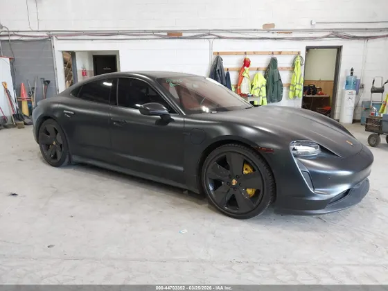 2022 Porsche Taycan