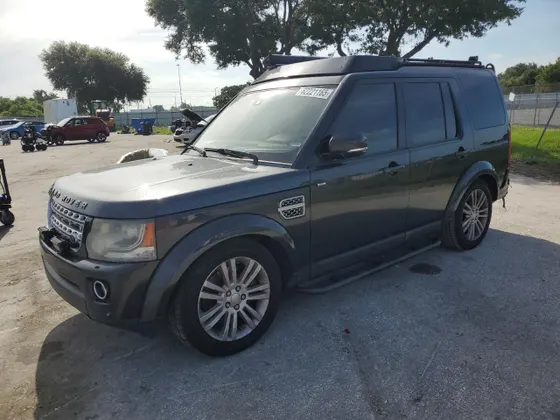 2014 Land Rover LR4 LUX