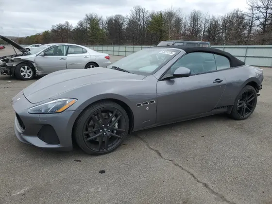 2019 Maserati GranTurismo Convertible Sport