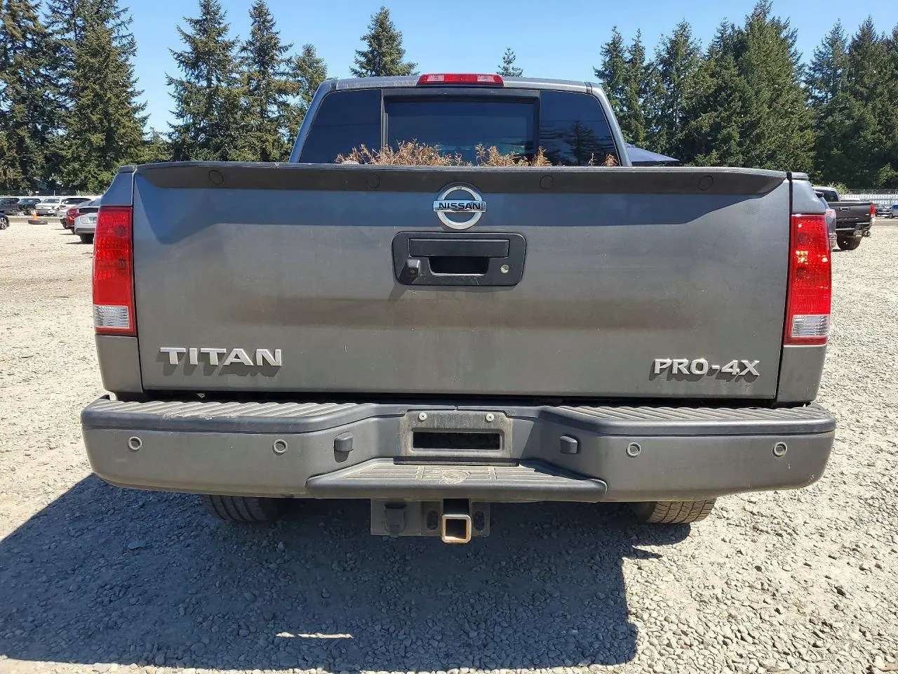 2015 Nissan Titan SL