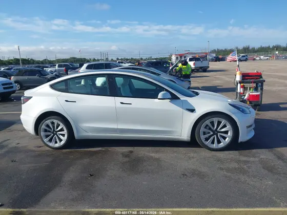2022 Tesla Model 3 REAR-WHEEL DRIVE