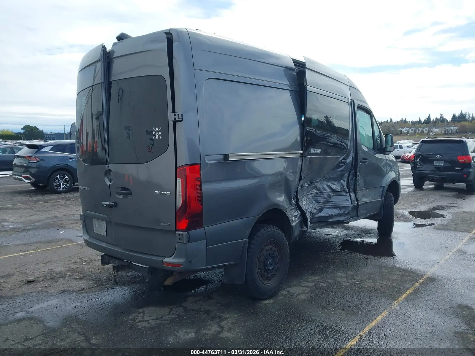 2021 Freightliner SPRINTER STANDARD ROOF V6