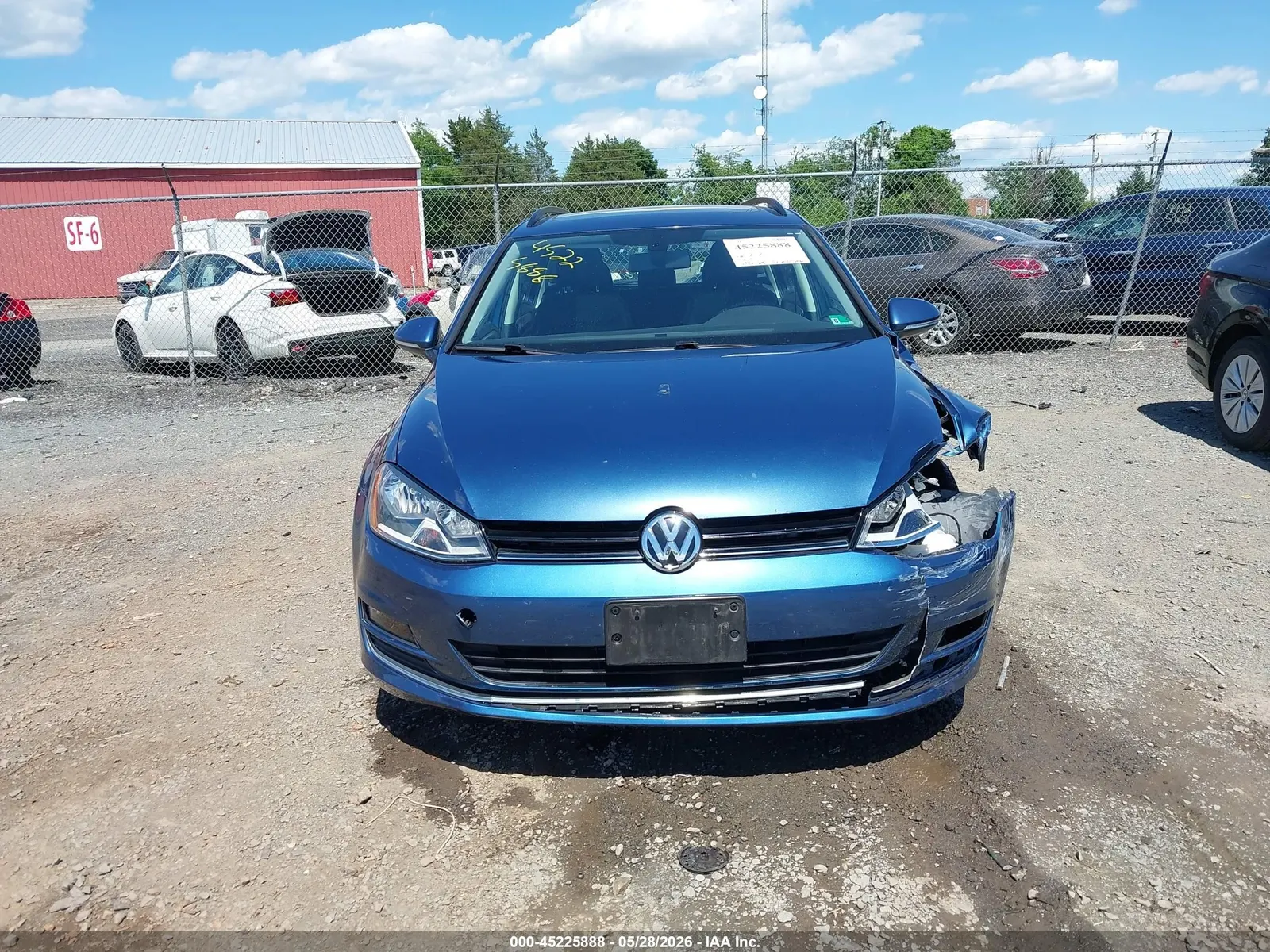 2017 Volkswagen Golf SportWagen S