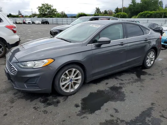 2019 Ford Fusion SE