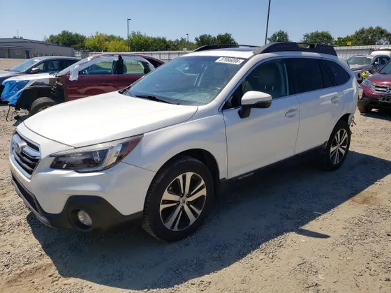 2018 Subaru Outback Limited
