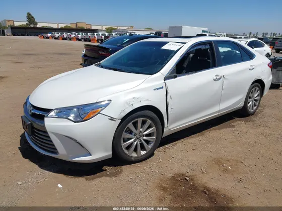2017 Toyota Camry Hybrid XLE