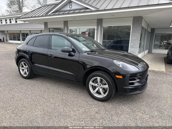 2021 Porsche Macan