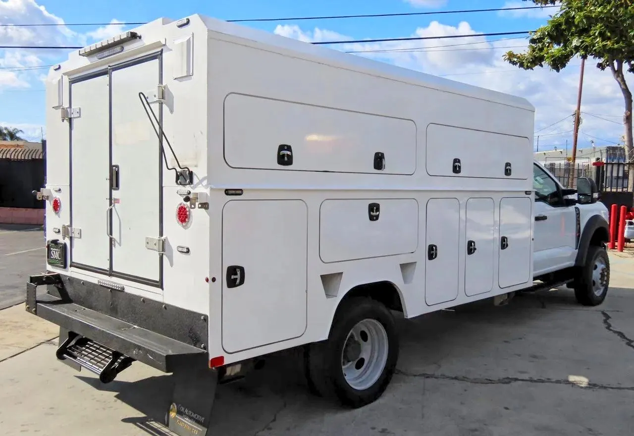 2024 Ford Super Duty F-450 DRW XL