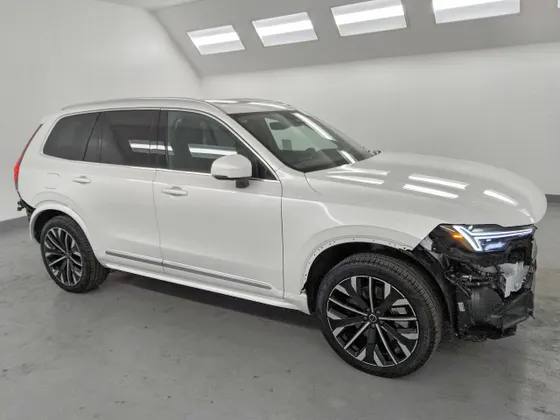 2025 Volvo XC90 Plug-In Hybrid Ultra