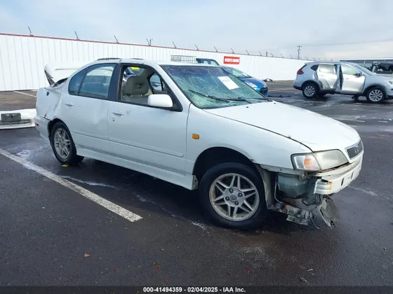 2000 INFINITI G20 Luxury