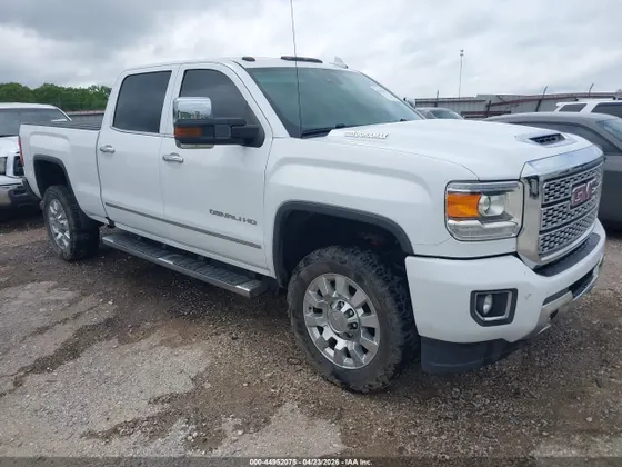 2018 GMC Sierra 2500HD Denali