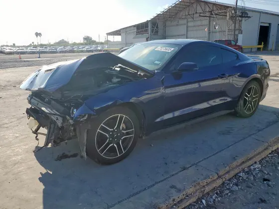 2018 Ford Mustang EcoBoost