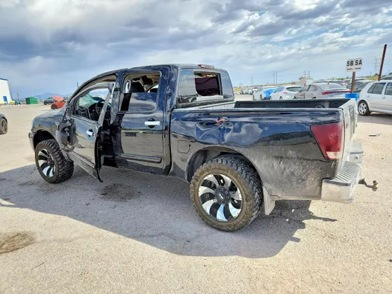 2006 Nissan Titan SE