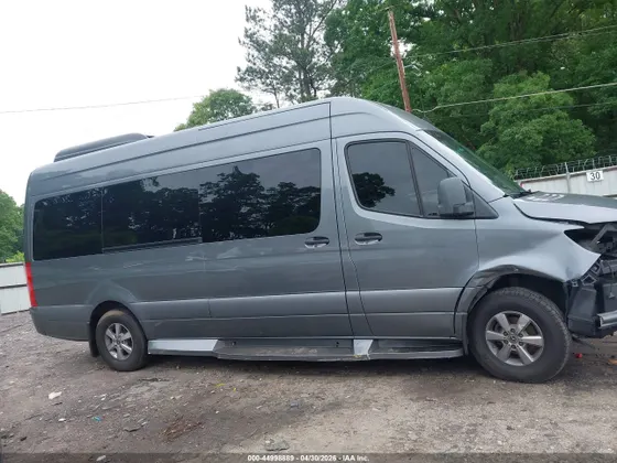 2019 Mercedes-Benz Sprinter Passenger Van HIGH ROOF V6