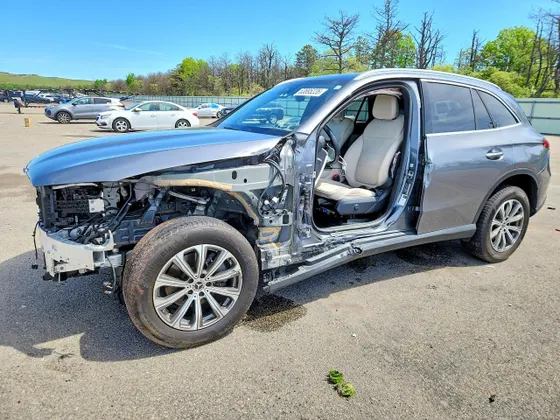2023 Mercedes-Benz GLC GLC 300