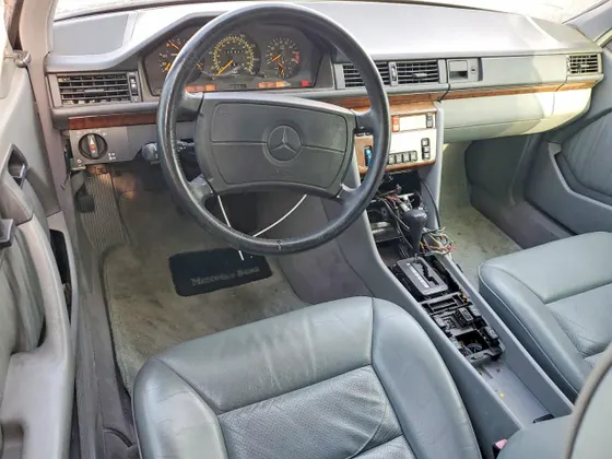 1991 Mercedes-Benz 300 Series 300CE