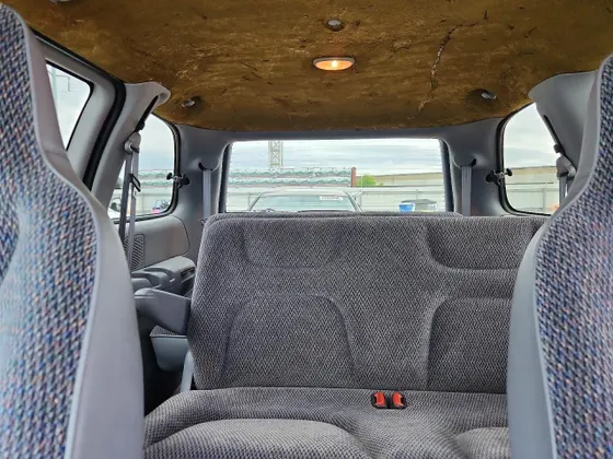 1996 Plymouth Voyager