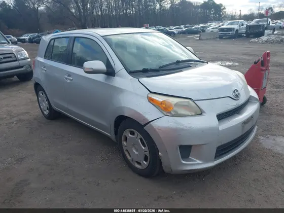 2010 Scion xD