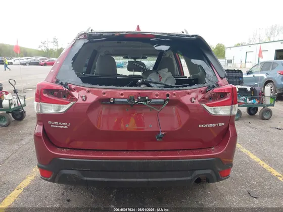 2023 Subaru Forester Premium