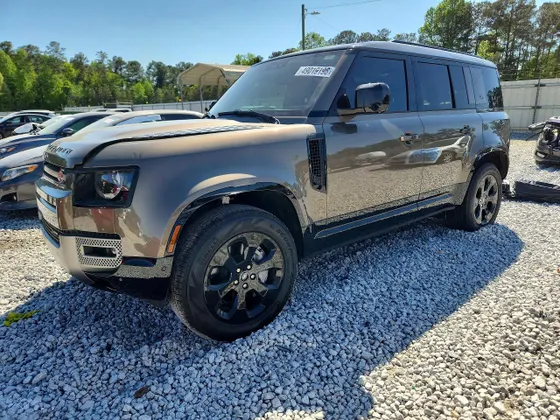2023 Land Rover Defender X-Dynamic SE