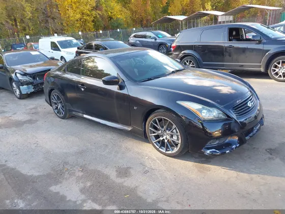 2014 INFINITI Q60 Coupe Journey