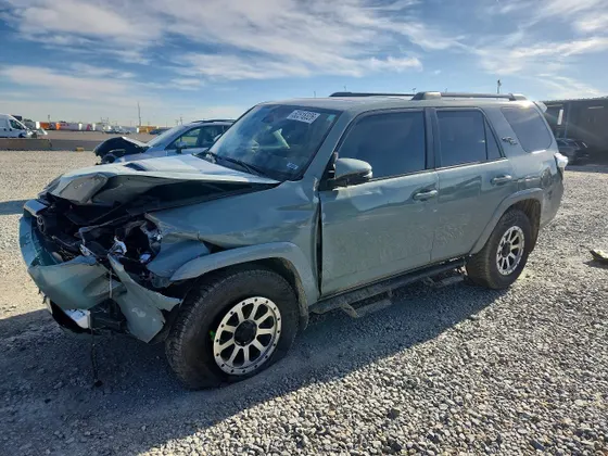 2023 Toyota 4Runner TRD Off Road Premium