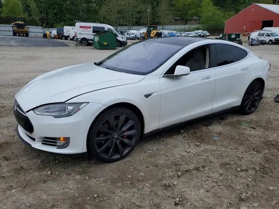 2015 Tesla Model S P85D