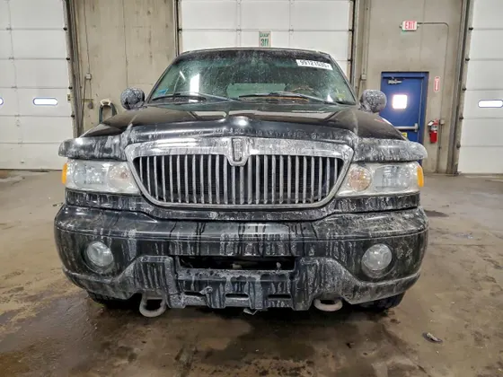 2002 Lincoln Navigator