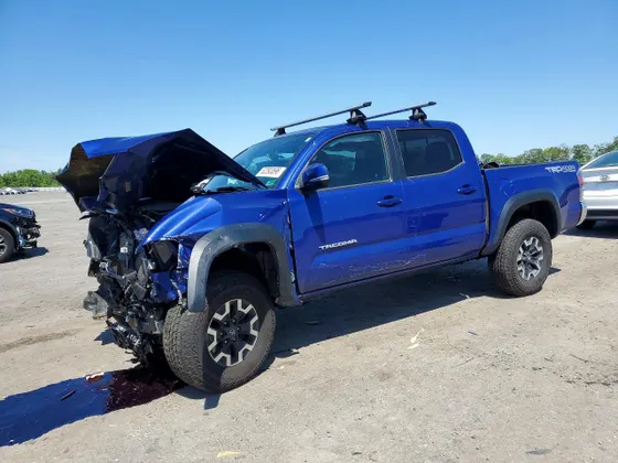 2023 Toyota Tacoma 4WD TRD Off Road
