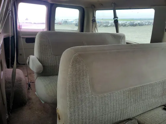 1998 Ford Club Wagon XL
