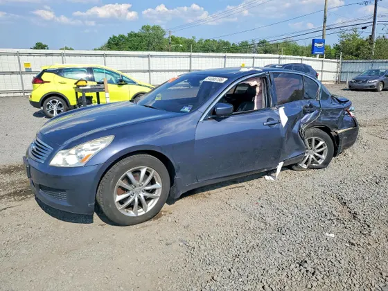 2009 INFINITI G37 Sedan x